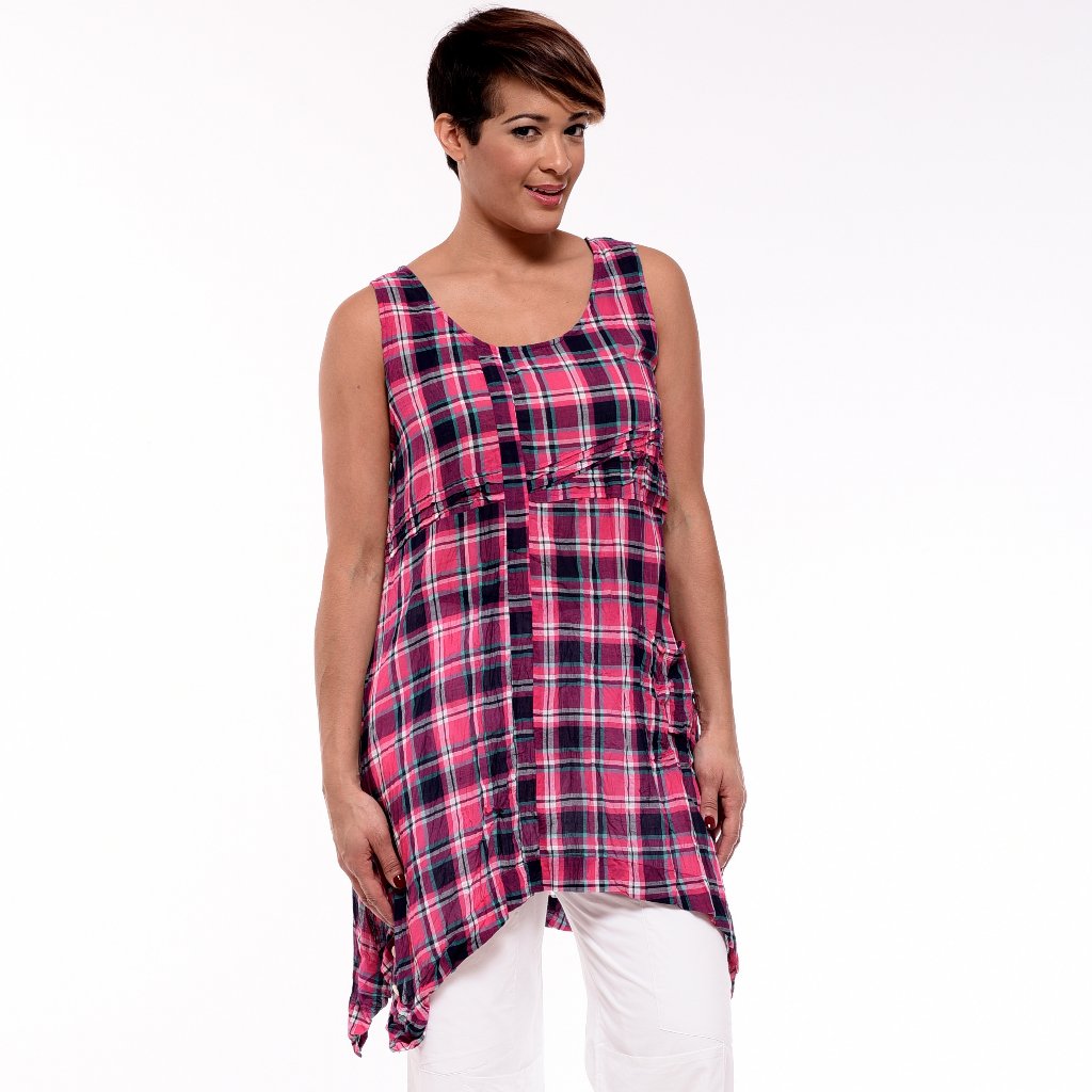 Libby Sleeveless Tunic In Azalea Plaid